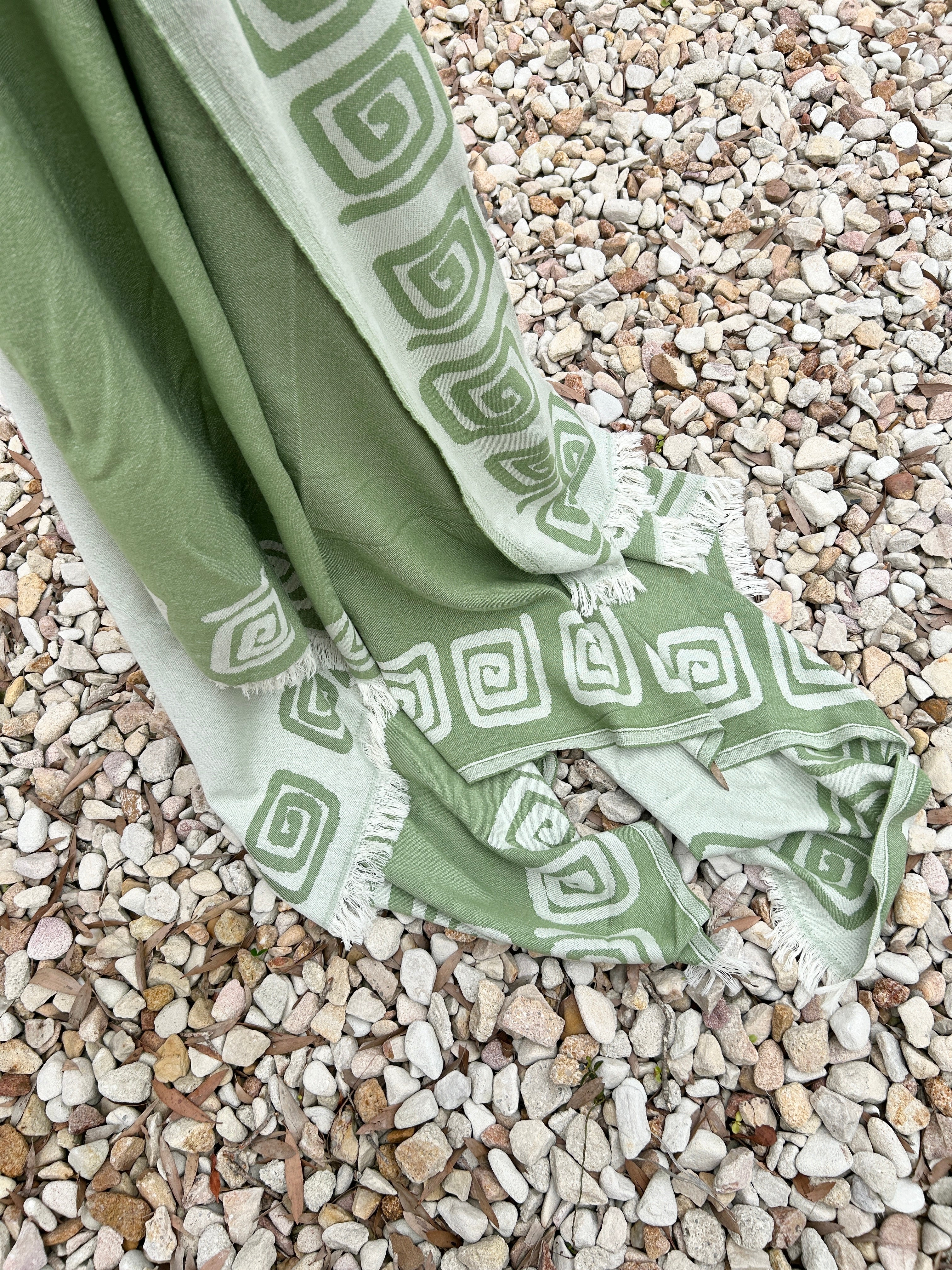 The Spiral Towel - GREEN-onefinesunday co