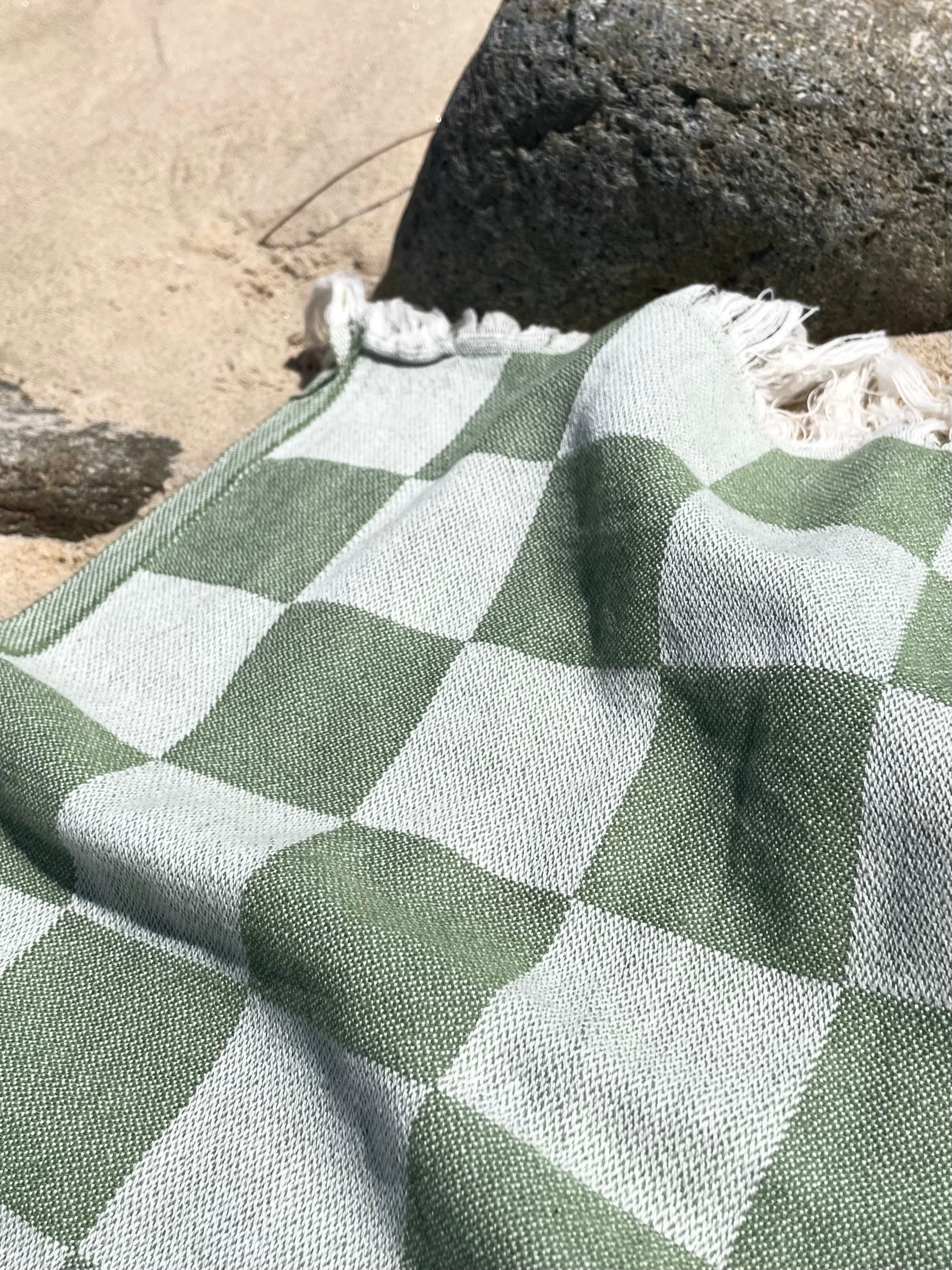 Checker Turkish towel / throw - Pistachio-onefinesunday co
